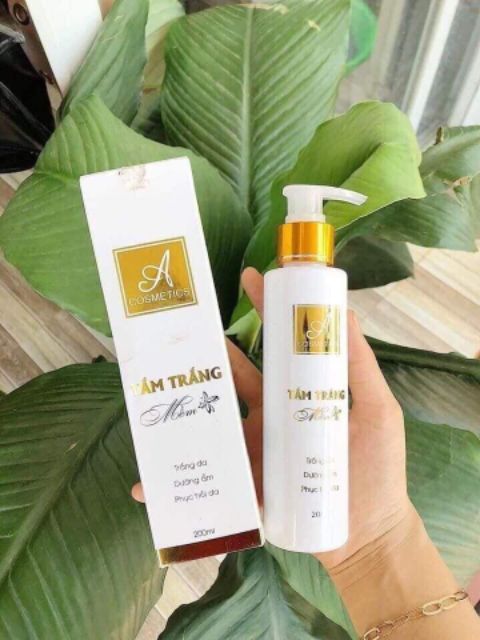 Tắm trắng chữ A