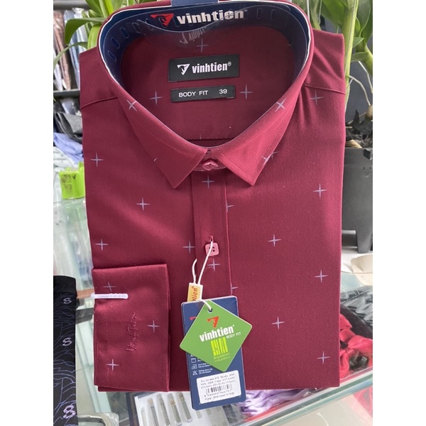 Sơ mi dài tay body fit vĩnh tiến 395 giảm còn 219k | BigBuy360 - bigbuy360.vn