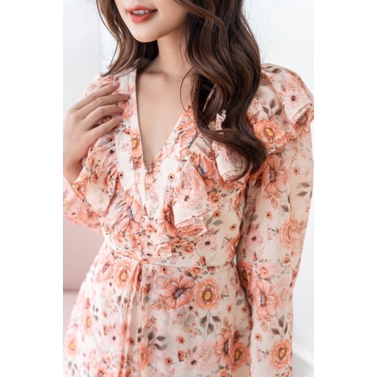 Đầm ngắn cổ chữ V tay phồng vải voan hoa-The battor dress