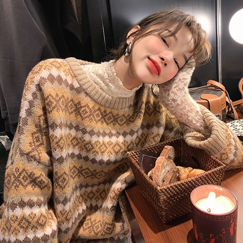 Áo sweater đính kim cương xanh lá mùa thu và mùa đông mới 2021