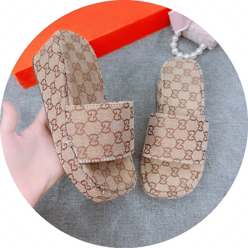 Dép nữ cao gót quai bản ngang hoạ tiết gu chị đế xuồng 5cm