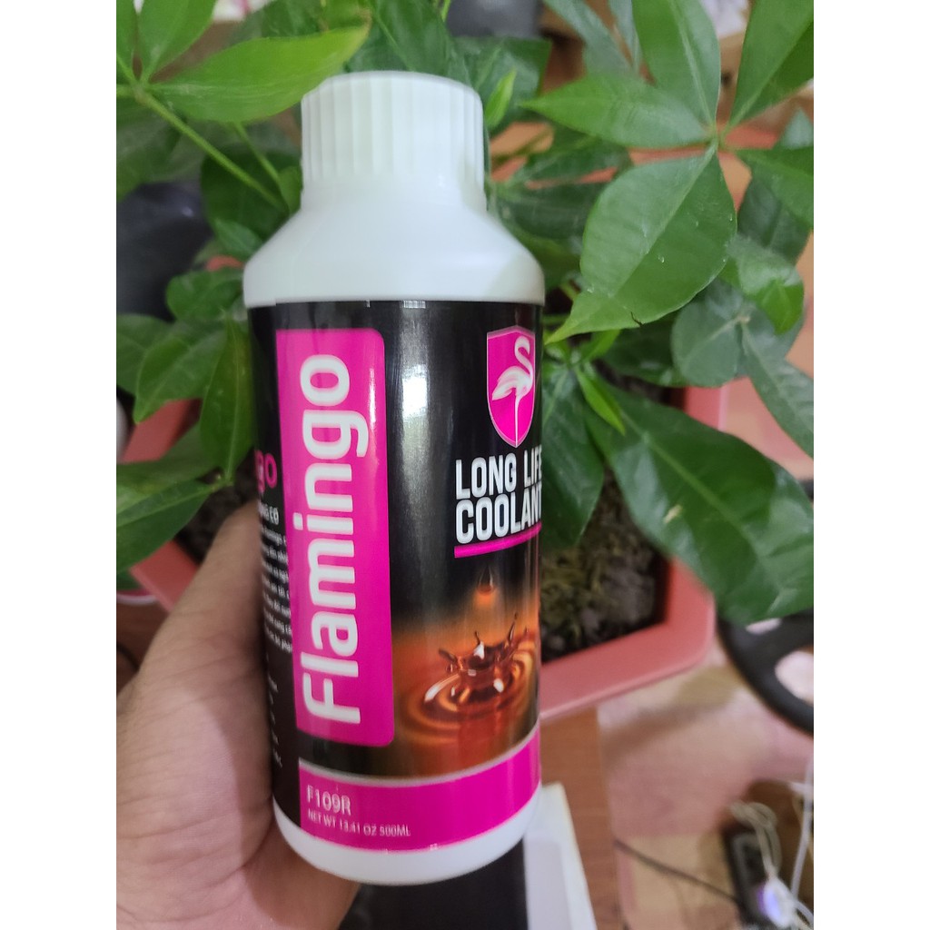 Chai Nước làm mát động cơ ô tô Flamingo Long Life CooLant F109R ( Nước Màu Hồng 500ml )