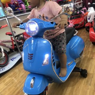 Xe máy điện trẻ em Vespa