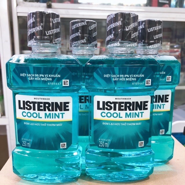 Nước súc miệng diệt khuẩn giữ hơi thở thơm mát Listerine Cool Mint