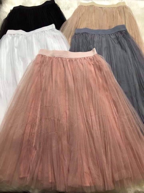 Chân váy xoè bồng