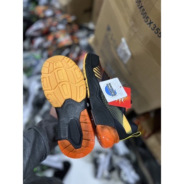 Giày Thể Thao xịn Chính Hãng Bé Trai 🤠