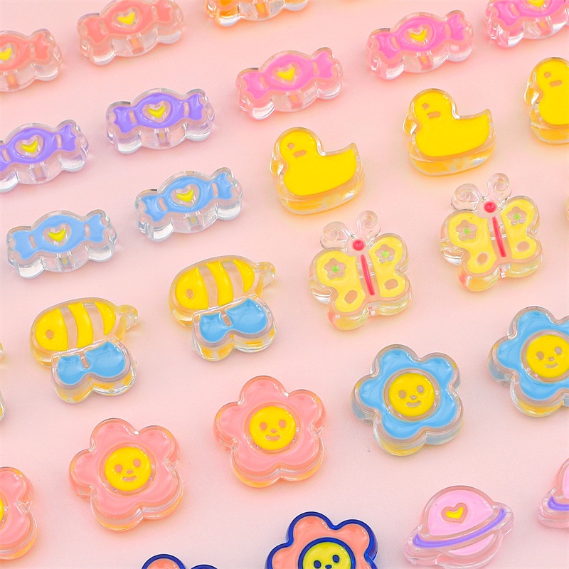 Set 4 / 10 Hạt Nhựa Acrylic Trong Suốt Hình Hoa / Gấu / Cherry Tự Làm Trang Sức