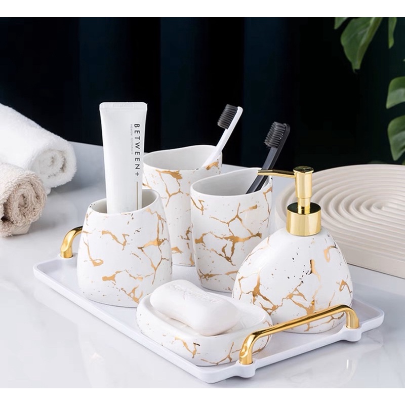 Bộ cốc sứ dùng cho phòng tắm, cốc đánh răng, lọ đựng kèm khay