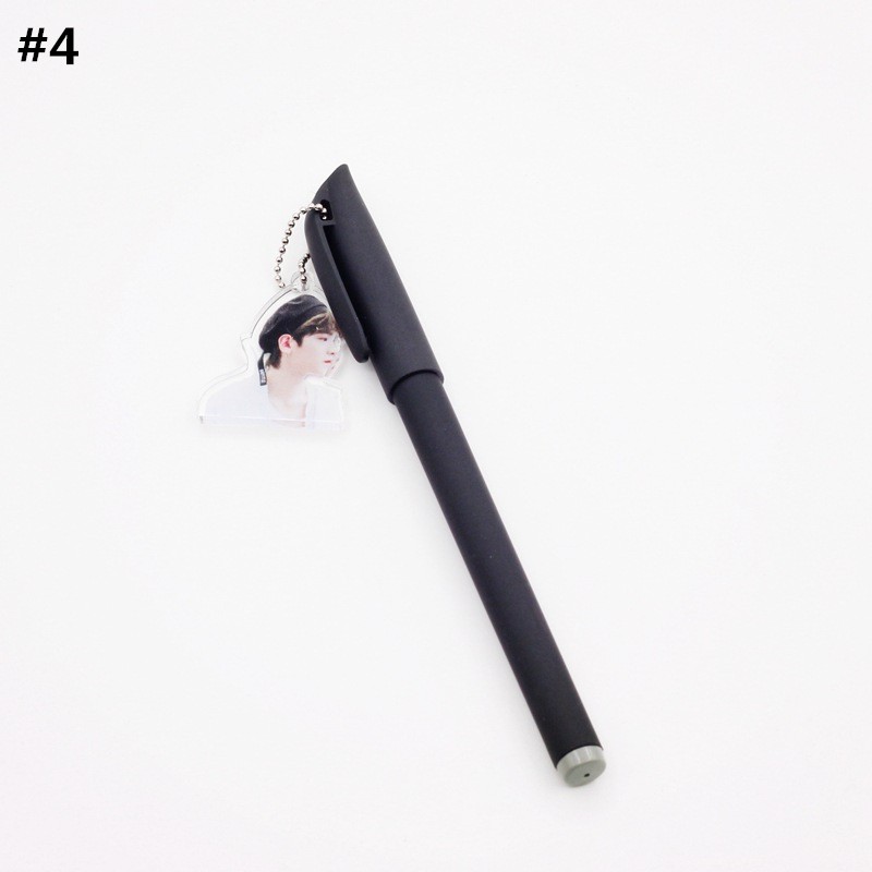 Bút Bi Bi Ngòi 0.5mm In Hình Thần Tượng Nam Xinh Xắn