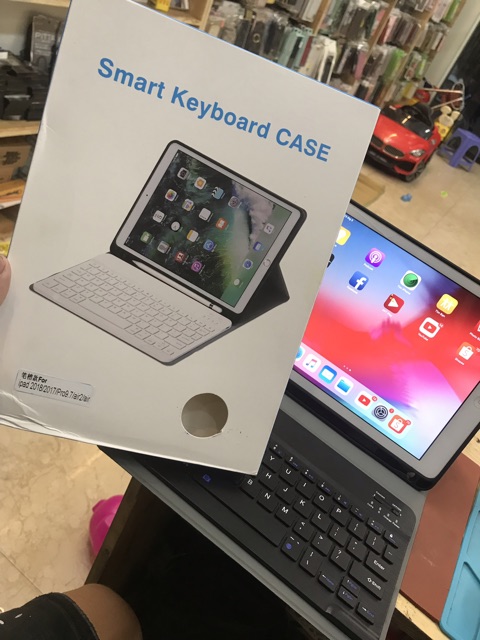  Bao da iPad kèm bàn phím Bluetooth cho ipad 2018/2017/pro9.7/ air2/ air Smart Keyboard