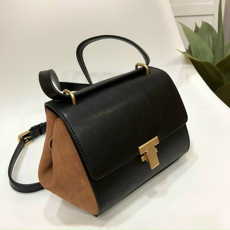 Túi Tory burch khoá chữ T