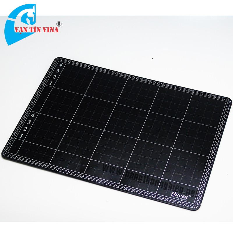 Bảng đen Queen - A4