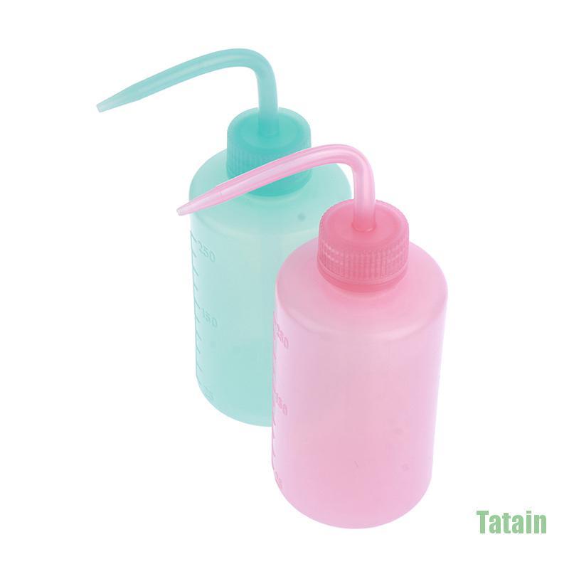 1 bình xịt xà phòng bằng nhựa màu trắng trong suốt cho phòng thí nghiệm