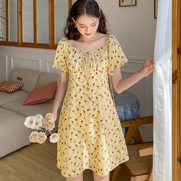 Đầm dáng chữ A cổ vuông ôm eo in họa tiết hoa nhí xinh xắn thời trang hè cho nữ