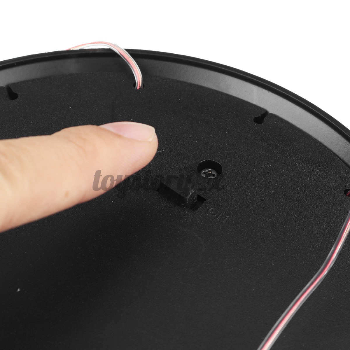 Chuông Gió Có Đèn Led Trang Trí Sân Vườn Đổi Màu Sử Dụng Năng Lượng Mặt Trời Với 6 Bóng