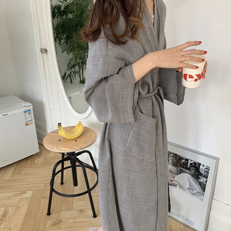 Áo Choàng Tắm Tay Dài Cổ Chữ V Có Túi Trước In Họa Tiết Kẻ Sọc Dáng Rộng Thời Trang Cho Nữ