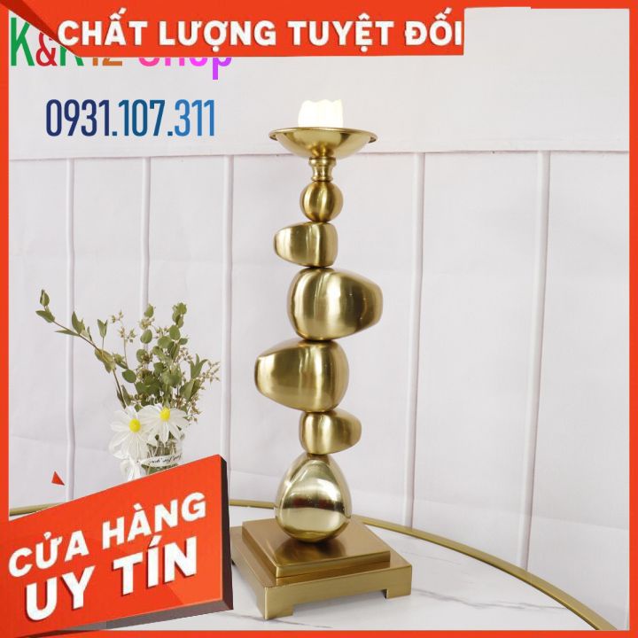 Giá đỡ nến hiện đại. Trang trí nội thất phong cách bắc Âu sang trọng. Nội thất nhà đẹp.