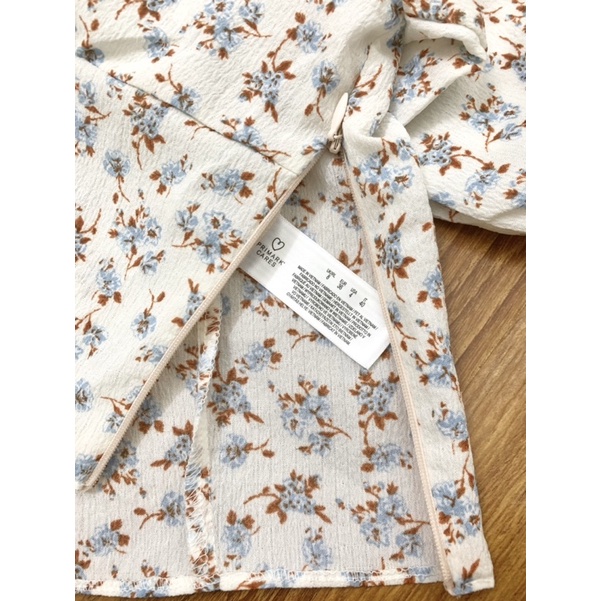 Áo Primark cổ vuông Crop