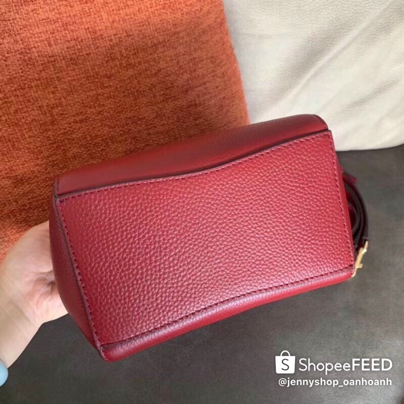 Túi Tory dáng bucket da thật nguyên chiếc