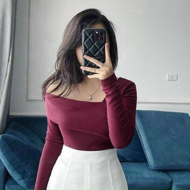 Áo thun lệch vai 1 bên quyến rũ Tay dài A15
