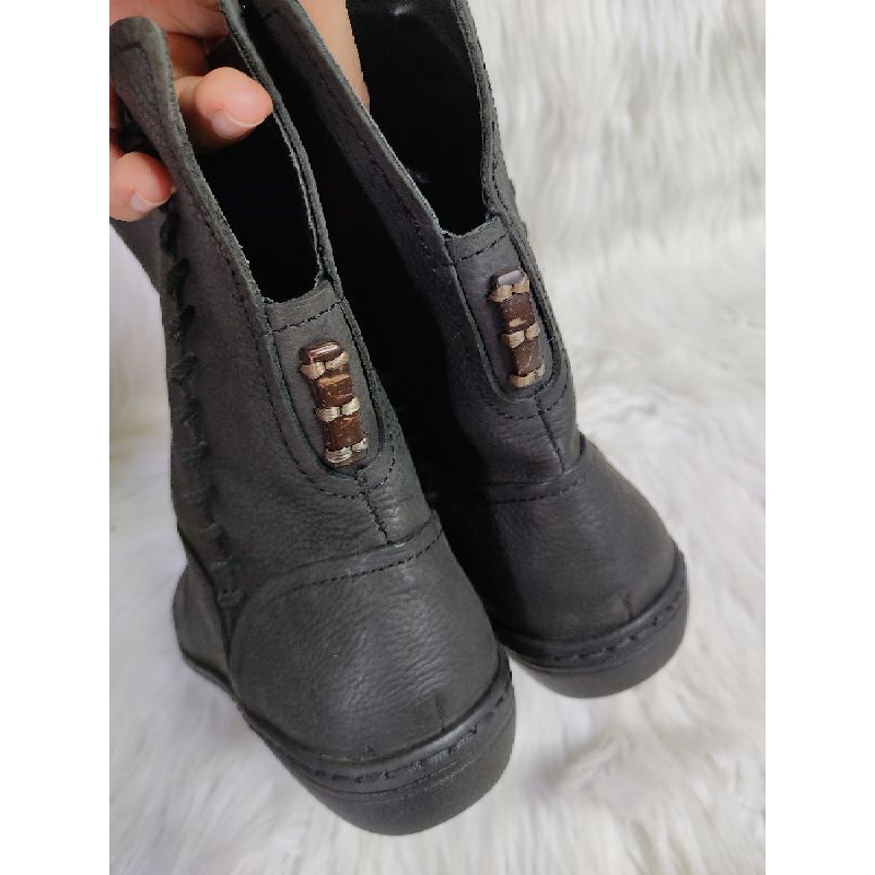Bốt da bò size 37