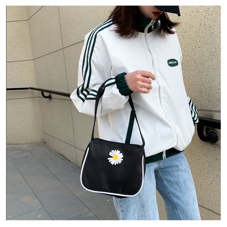 RX122 - Túi mini hoa cúc thêu, túi vải xinh hàng sẵn giá hạt dẻ