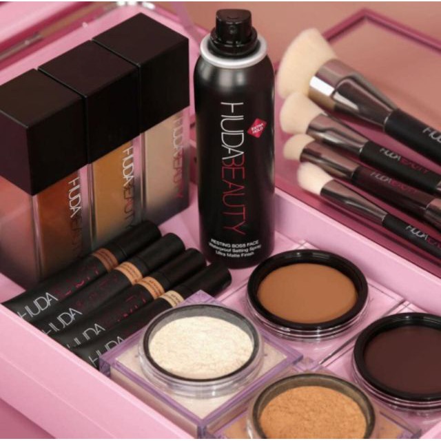 XỊT KHÓA LỚP TRANG ĐIỂM SETTING PRAY RESTING BOSS FACE HUDA BEAUTY 100ML CHÍNH HÃNG - 5848 | BigBuy360 - bigbuy360.vn