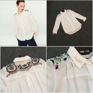 Sơ mi trắng thêu hoa vai - Zara