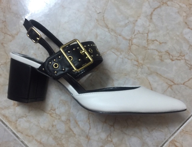 Giày C&K Xuất Xịn Có Quai Trắng Size 35 Đến 39 ( Có Sẵn ) | BigBuy360 - bigbuy360.vn