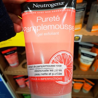 Sữa rửa mặt Neutrogena