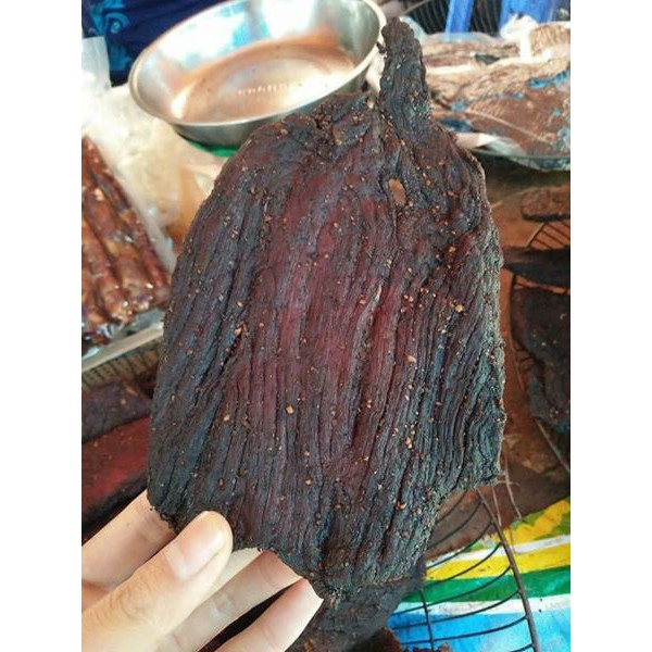 Thịt trâu khô gác bếp