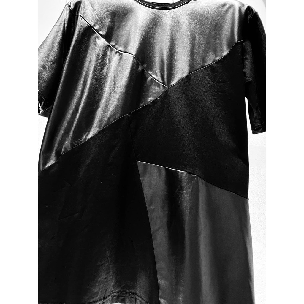Áo Phông Nam Nữ 12.DESTINY Chi Tiết Khối Hình Học Phối Da Chất Liệu Premium Cotton Màu Đen (THIẾT KẾ ĐỘC QUYỀN) | BigBuy360 - bigbuy360.vn