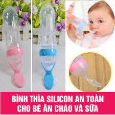 Bình Thìa Hỗ Trợ Uống Sữa, Nước, Cháo Dễ Dàng Cho Bé Bằng Silicon An Toàn