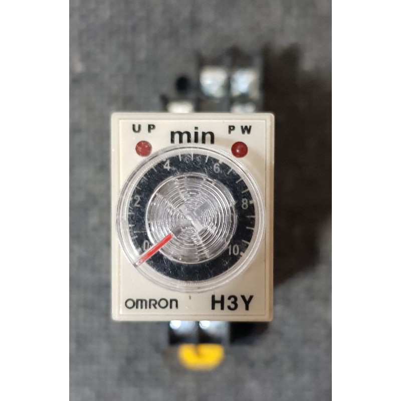 Rơle thời gian Omron H3Y-2 timer Omron H3Y-2 Rơle thời gian H3Y-2 12V - 24V - 220V 10s 30s 60s 10p 30p 60p kèm đế