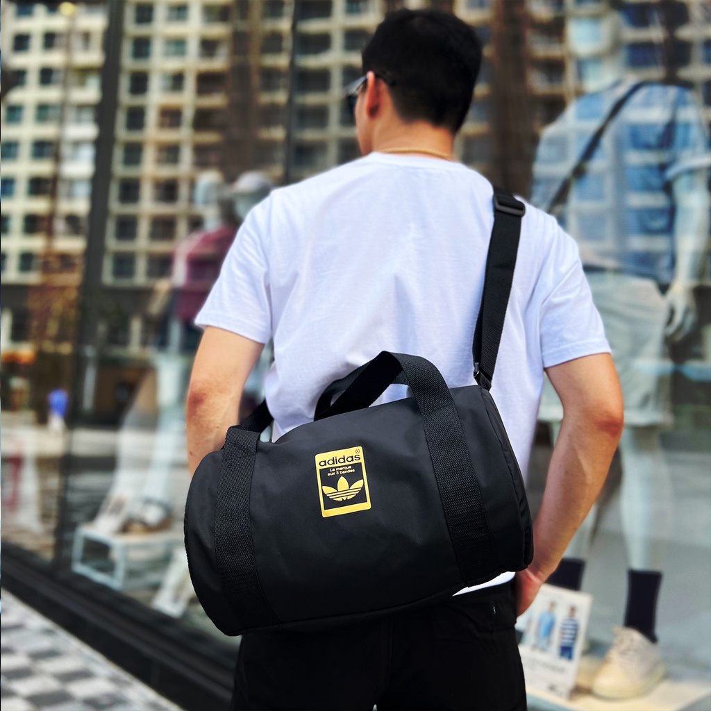 Túi Trống Thể Thao,Tập Gym,Đá Bóng,Nhỏ Gọn,Chống Nước - Màu Đen Logo Vàng