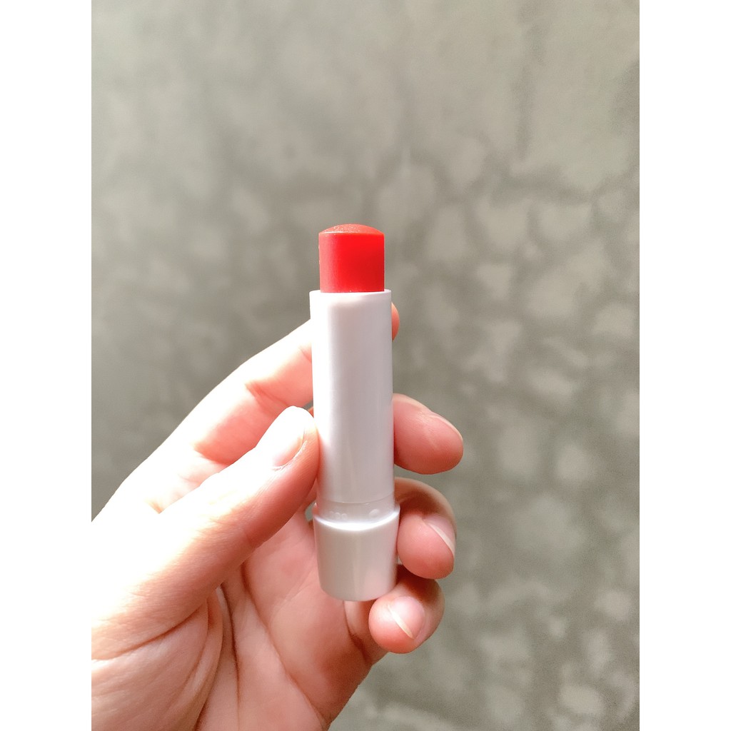 Son dưỡng môi NIVEA sắc đỏ hương dâu Strawberry Shine (4.8g)