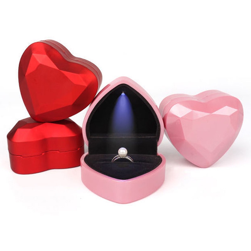 Hộp đựng trang sức hình trái tim có đèn led sáng tạo