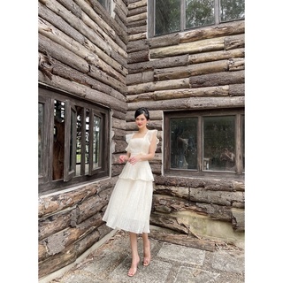Váy maxi tầng xếp ly