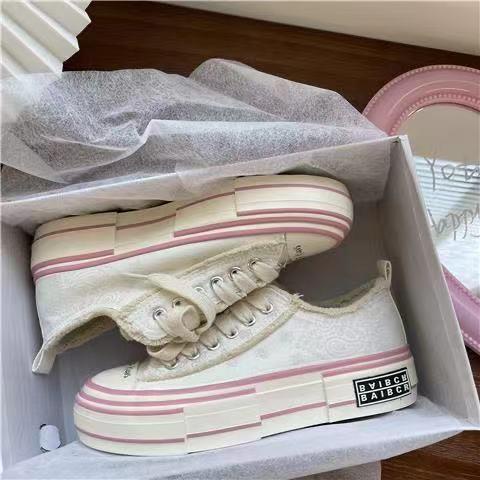 Giày đế dày phong cách thể thao thời trang xuân thu 2021