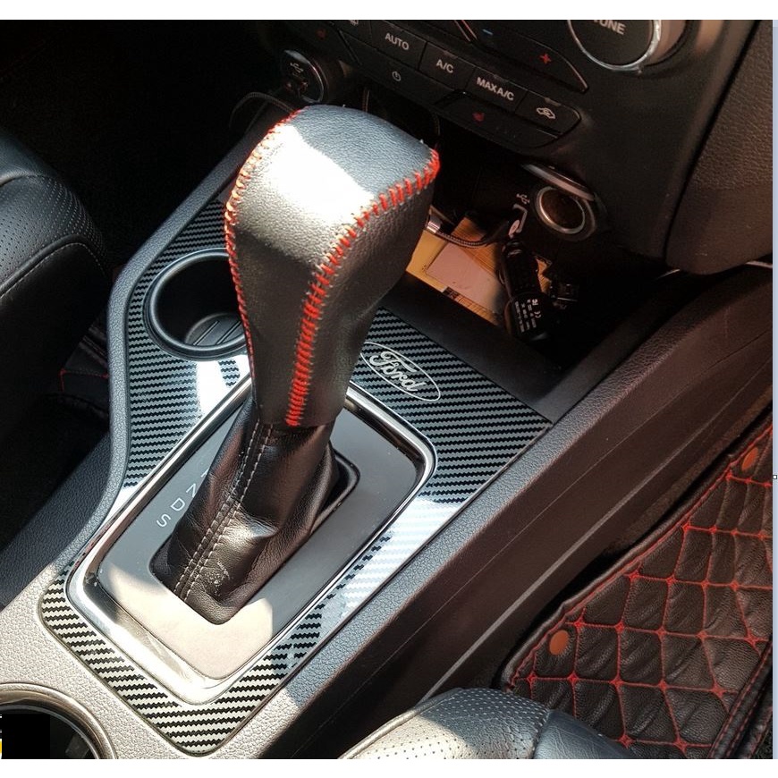 Ốp nội thất Carbon xe Ford Everest 2017 - 2018 2019 2020 2021 vân cacbon cao cấp