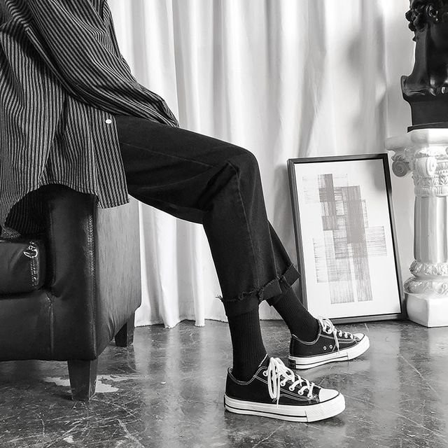 Quần Jean Baggy đen nam nữ ống rộng, dáng suông không phai màu | BigBuy360 - bigbuy360.vn