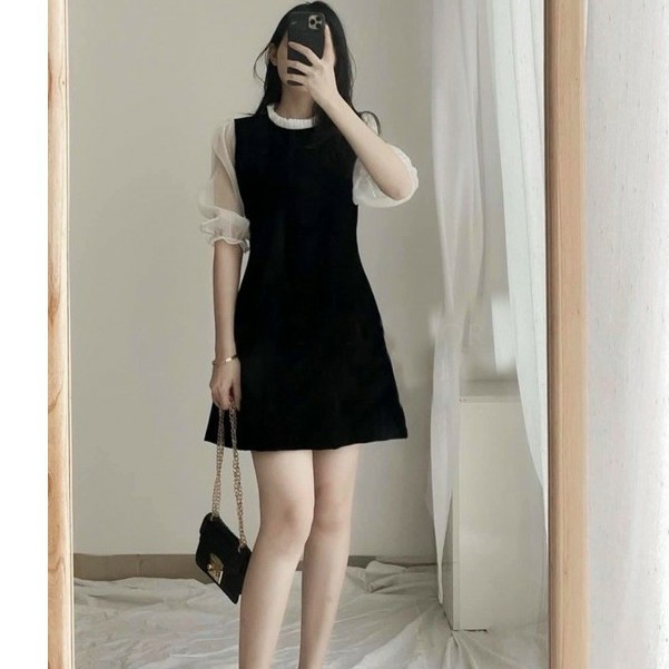váy dáng xòe cổ bèo phối tay voan bồng chất umi xinh xắn