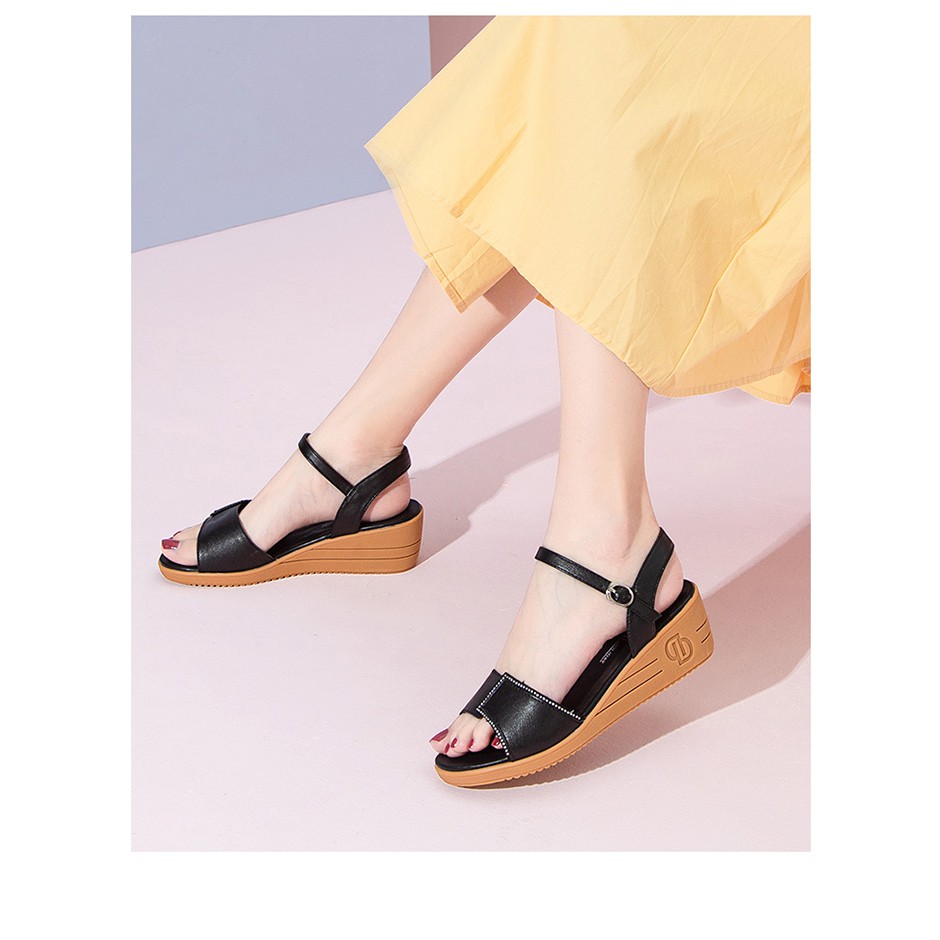 Sandal đế xuồng Dusto da mềm, gót 5cm
