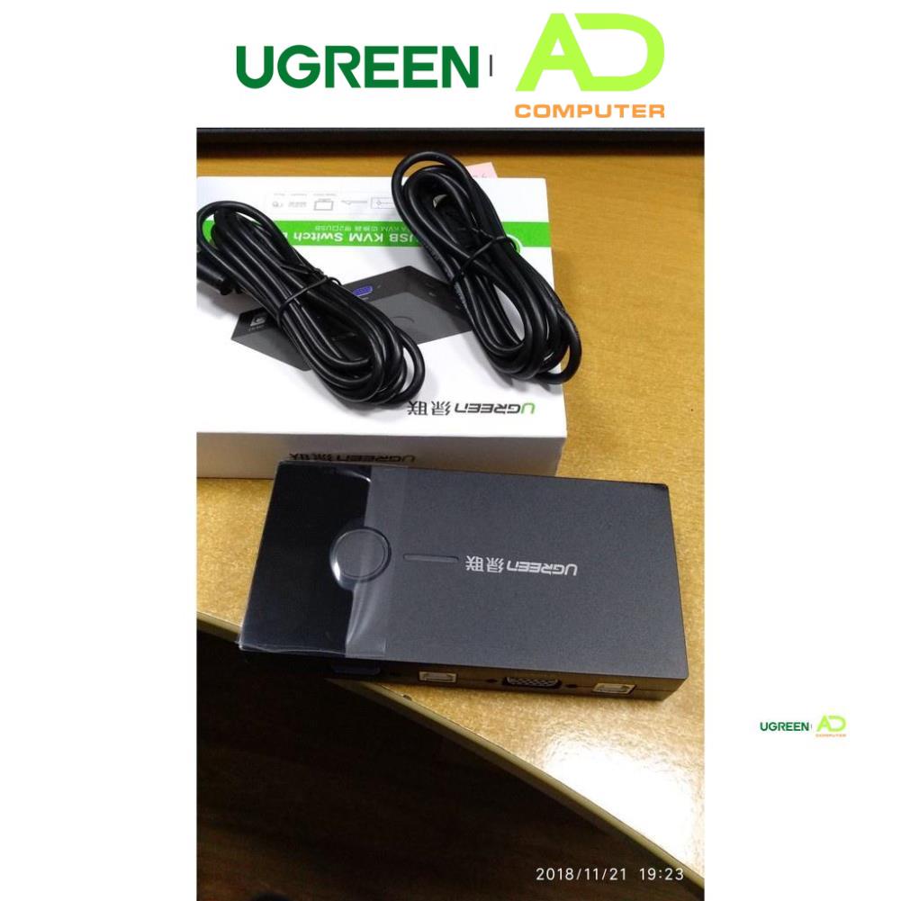 Bộ chuyển đổi 2 cổng VGA màu đen UGREEN MM126 30711