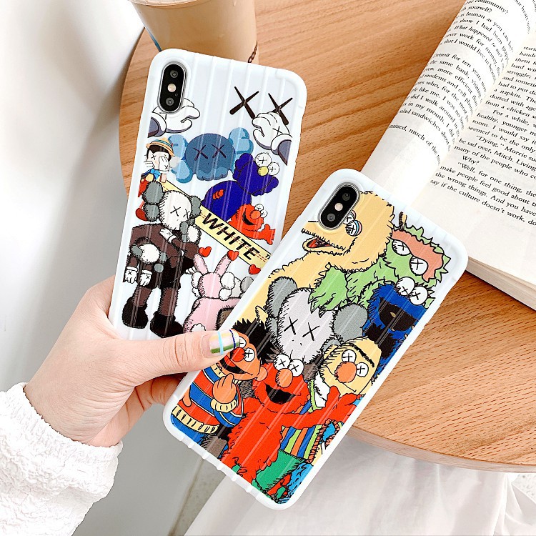 Ốp lưng iphone Kaws x Off-White - Full các dòng từ Iphone 5 - đến 11 Promax - Phụ Kiện VN 88