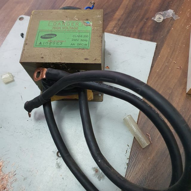 Biến áp lò vi sóng Samsung 900e quấn sẵn 3 vòng M35 chế máy hàn cell