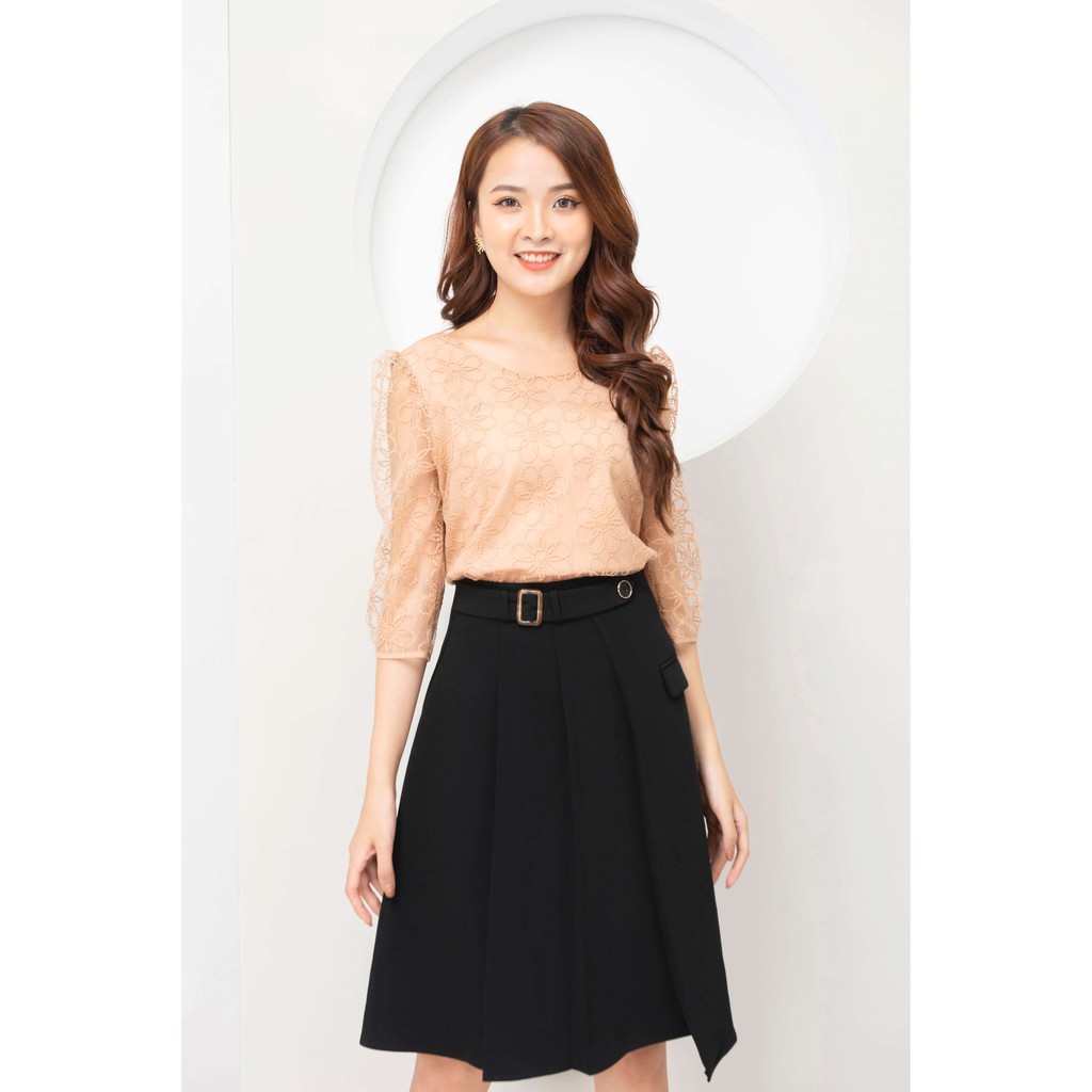 Áo sơ mi nữ cổ trễ, công sở nữ tay ngắn màu trắng, màu be dáng suông, chống nhăn chống xù Bly Fashion Mã SP: A373