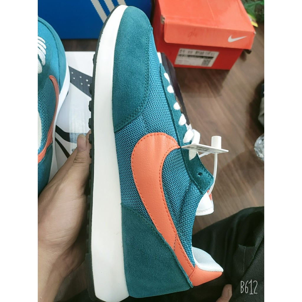 Giầy nam nữ -chính hãng