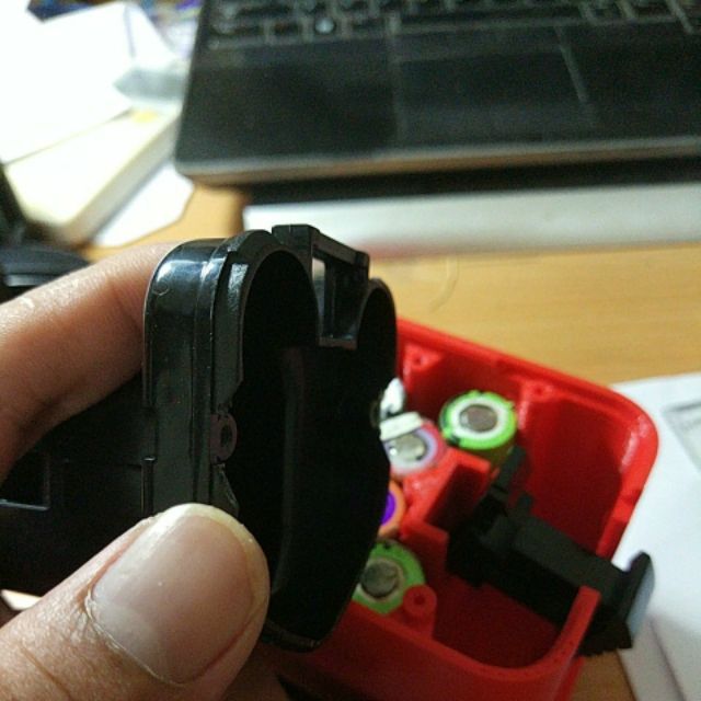 Hộp pin Hitachi 12v ngang độ lên 3s3p 9 cell 18650