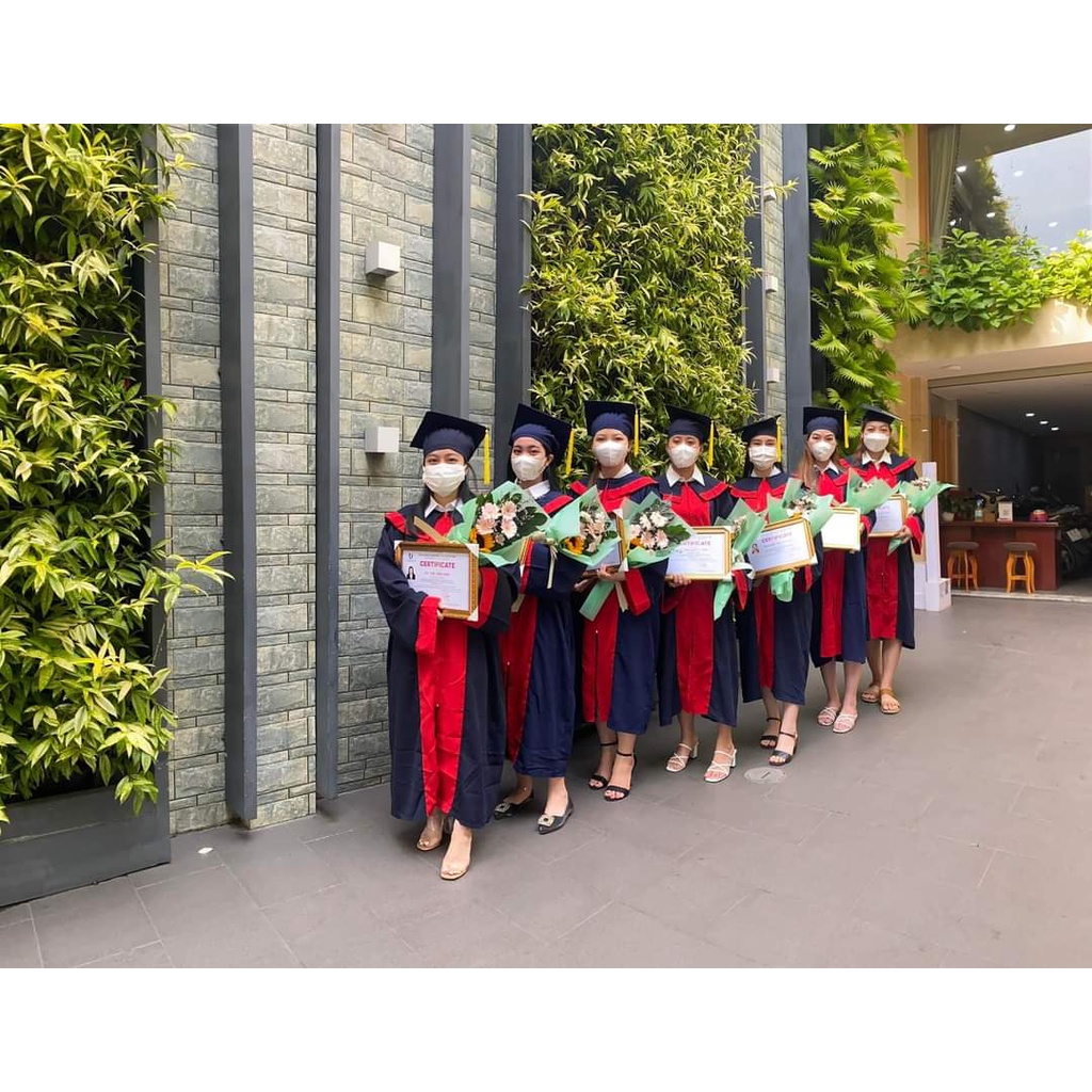 Mua áo cử nhân tôt nghiệp cap2.3.sinh viên